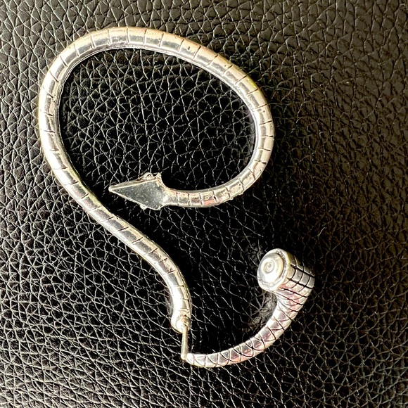 New snake wraparound earring. - Picture 2 of 2